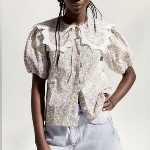 Zara Floral Peter Pant Collar Short Sleeve Buyton Front Top wiith Lace Detail